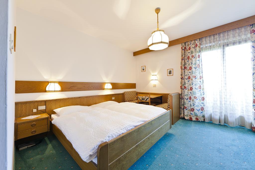 Hotel Brueckenwirt - Al Ponte Montagna Room photo